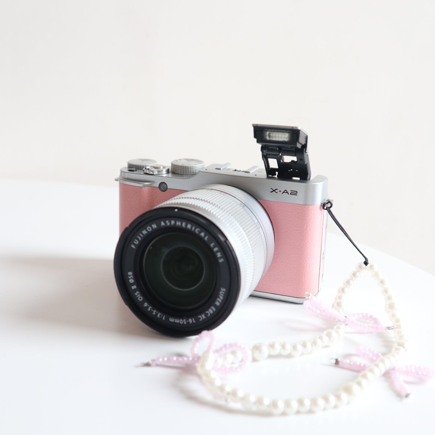 FUJIFILM X-A2 (Pink)