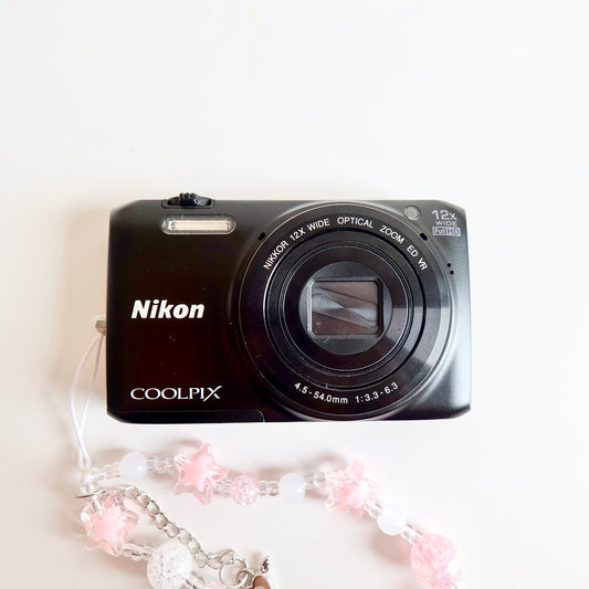 NIKON COOLPIX S6800